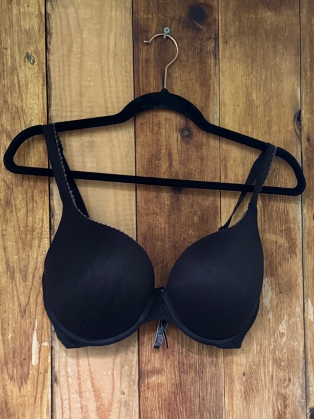 Victoria’s Secret Body by Victoria Perfect Shape Push Up Bra Black 34DD